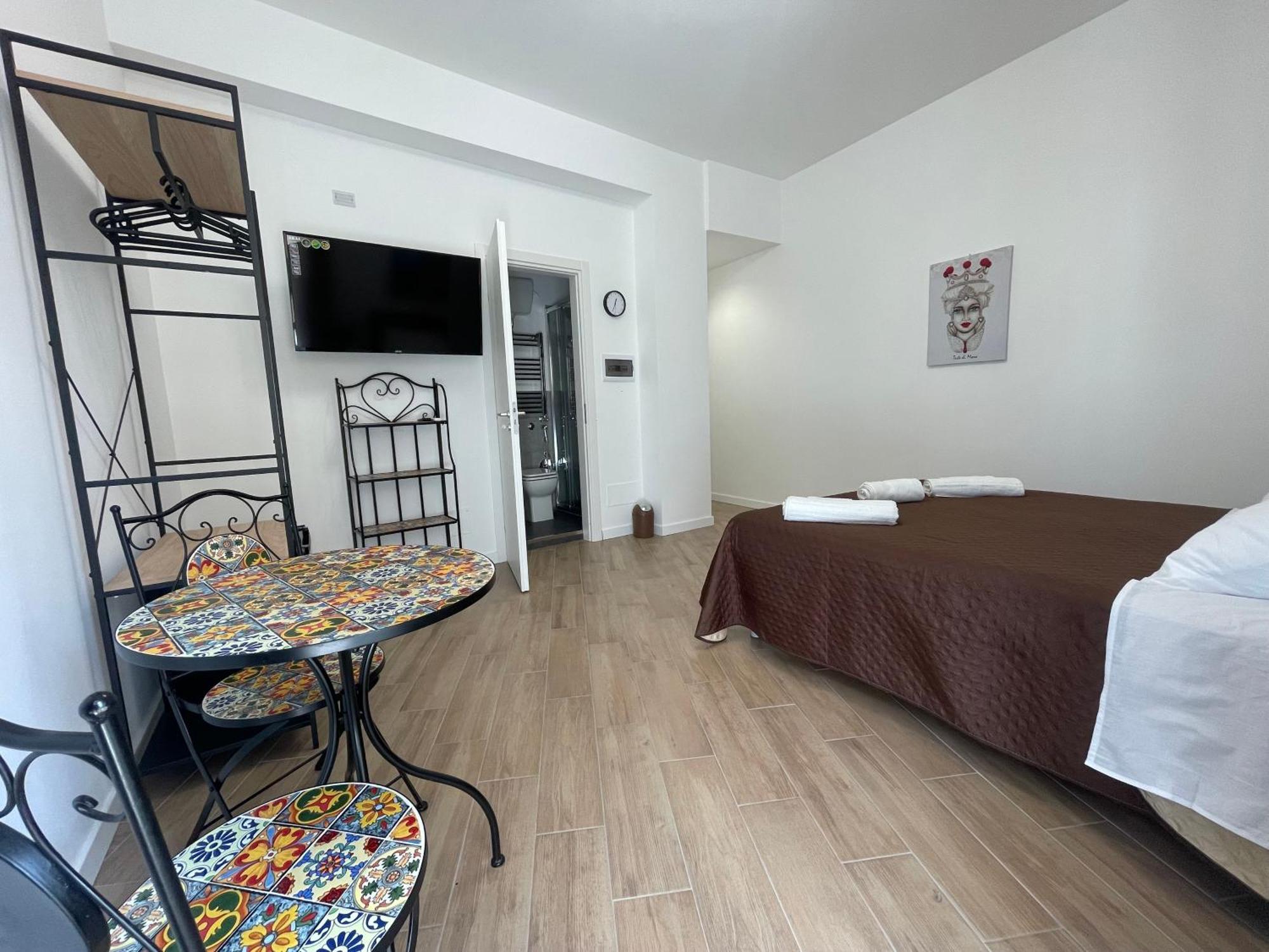 Bieddu Suites Палермо Екстериор снимка