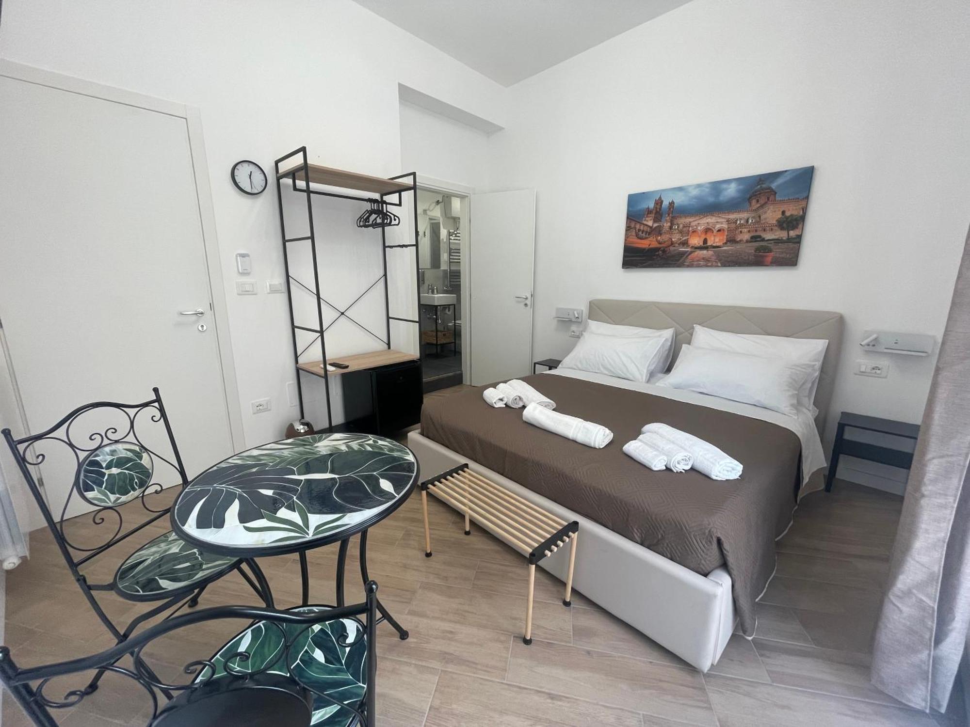 Bieddu Suites Палермо Екстериор снимка