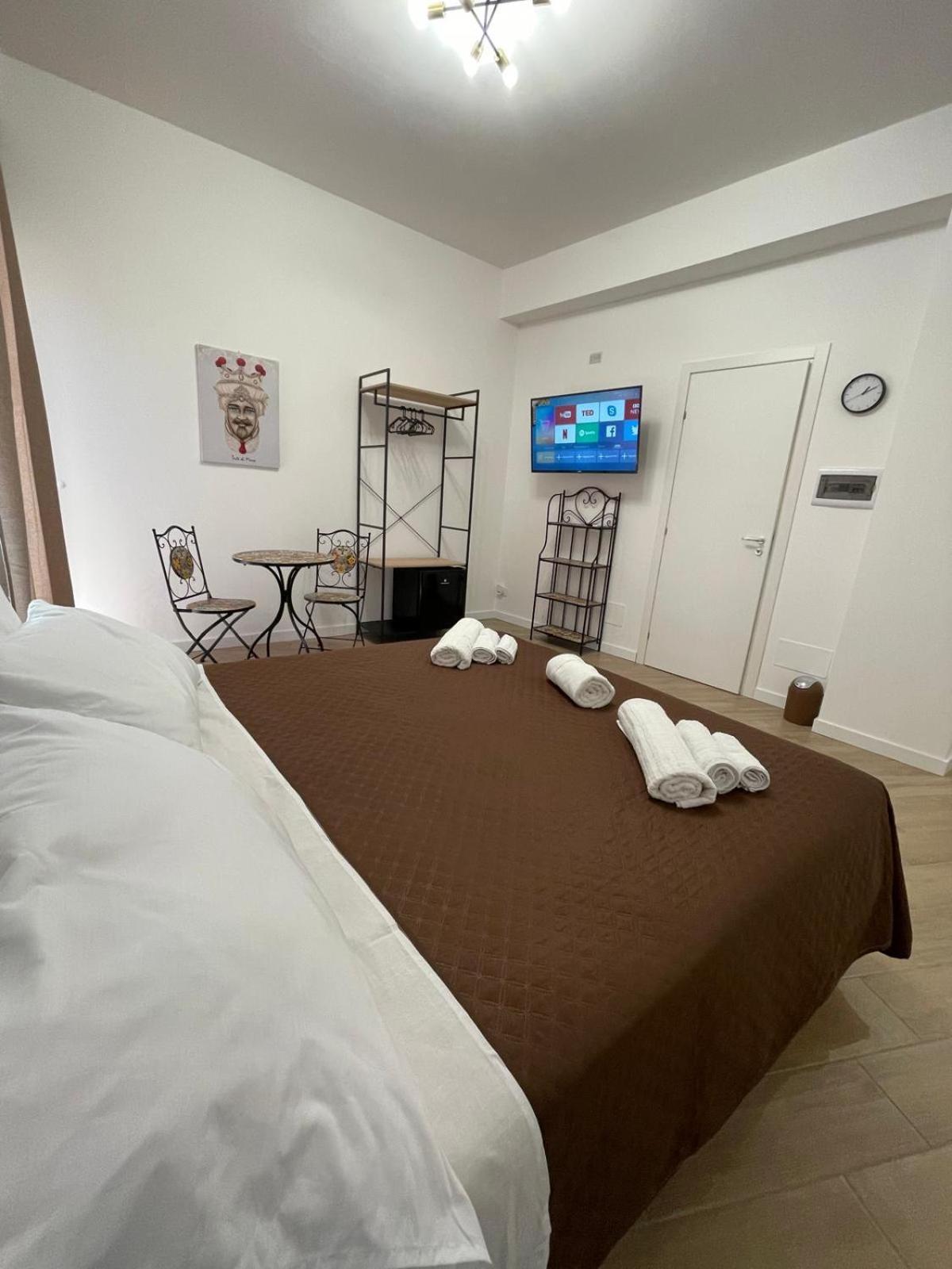 Bieddu Suites Палермо Екстериор снимка